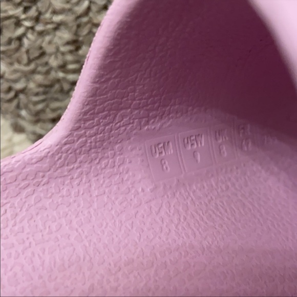 Adidas slides - Picture 3 of 3